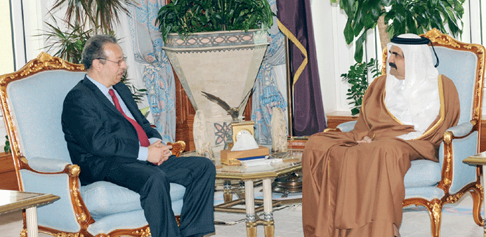 HH the Emir Sheikh Hamad bin Khalifa al-Thani meeting with the UN special adviser on Yemen, Jamal bin Omar