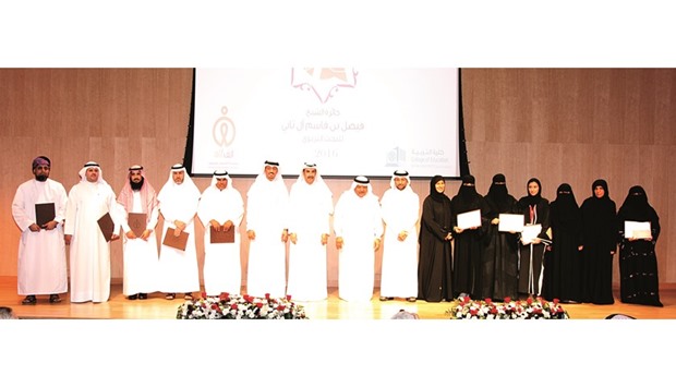 The award winners with HE Sheikh Faisal, Qatar University president Dr al-Derham, and Ministry of Education and Higher Education undersecretary al-Kaabi.