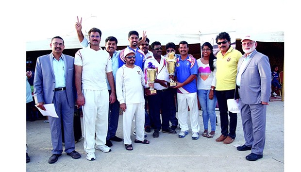 M Pallonji skipper Neeraj and Qalco captain Shahid Iqbal pose with their trophies, M Pallonji regional general manager Chidananda Nayak and other officials after the final of M Pallonji Cricket Tournament 2016 - Division I.