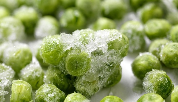 Peas u2026 no big difference nutritionally between fresh and frozen.