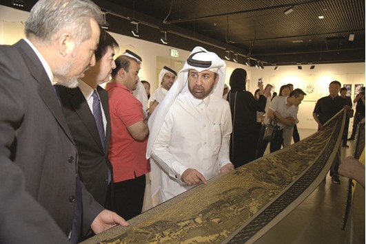 The inaugural event of the exhibition was held in the presence of Chinese Ambassador Li Chen, General Manager of the Cultural Village Foundation-Katara, Dr Khalid bin Ibrahim al-Sulaiti, Chinese artists, media personnel, art enthusiasts, and VIP diplomatic missions to Doha.