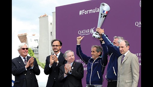 Akbar al-Baker presented the trophy to the winning team, Renault e.dams