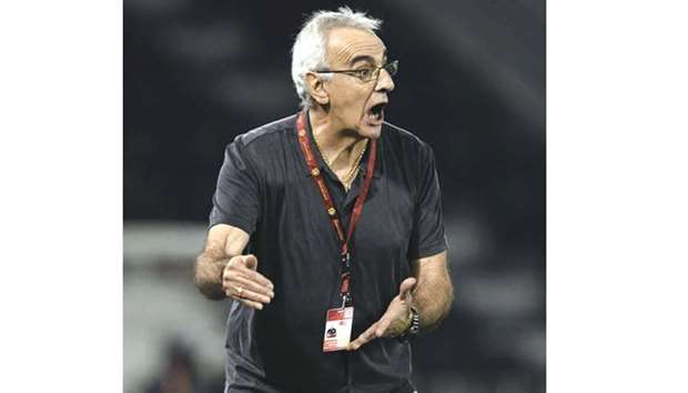 Qatar football coach Jorge Fossati