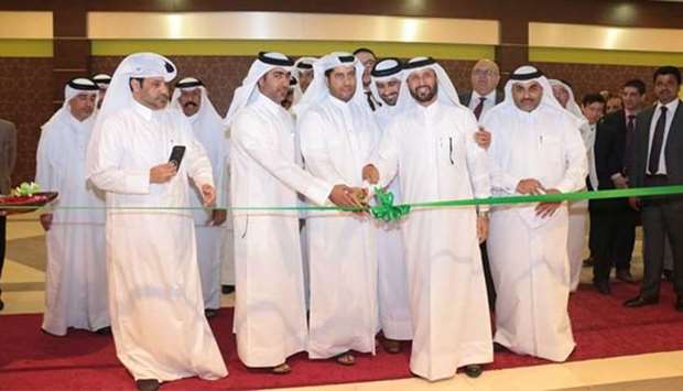 Al Meera officials during the ribbon-cutting ceremony of the new Leabaib 1 branch.