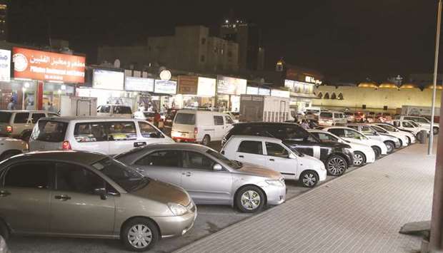Pre-Ramadan rush in a Doha shopping district yesterday evening. PICTURE: Jayaram