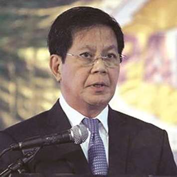 Panfilo Lacson has sought an end to tax exemption for firms instead of suspending the imposition of excise tax on fuel.