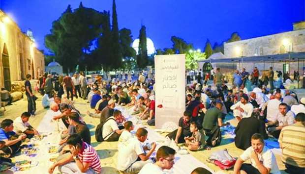 A group Ramadan Iftar banquet is held at the yards of the Al-Aqsa Mosque everyday.