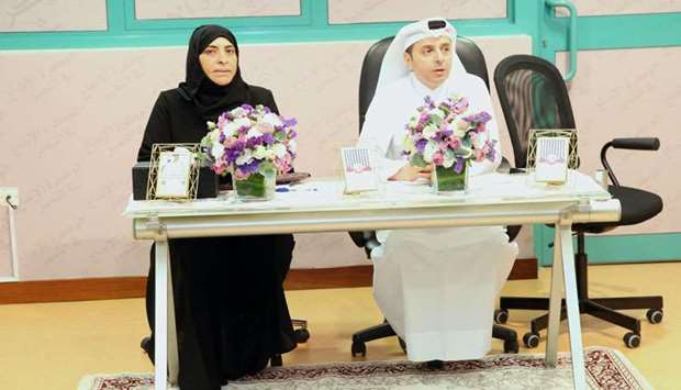 HE the Minister of Education and Higher Education Dr Mohamed Abdul Wahed Ali al-Hammadi during his visit to Al-Wakrah Primary School for Girls.