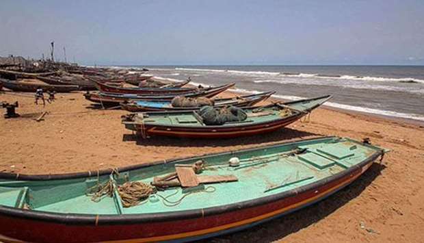 India evacuates thousands threatened by cyclone