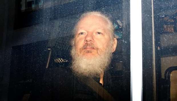 Assange: extradition case