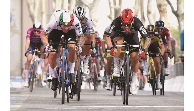 Lotto Soudal rider Caleb Ewan (right) of Australia wins Giro du2019Italiau2019s Stage 5 ahead of Qhubeka Assos rider Giacomo Nizzolo of Italy yesterday. (Reuters)