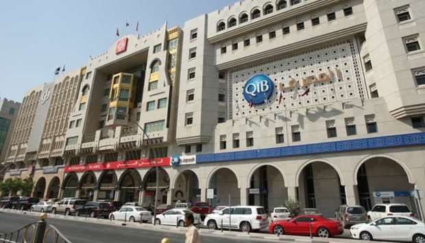 The total customer deposits of the commercial banks rose 5.8% year-on-year to QR945.18bn, constituting more than 54% of the commercial banksu2019 liabilities at the end of March 2021, said the Qatar Central Bank figures.