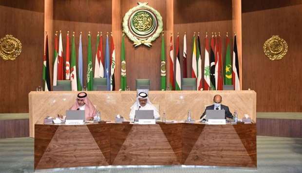 During the meeting, they discussed the Chinese side's draft recommendations and the exchange of views and visions among Arab countries to formulate a unified Arab position regarding the activities of this session.