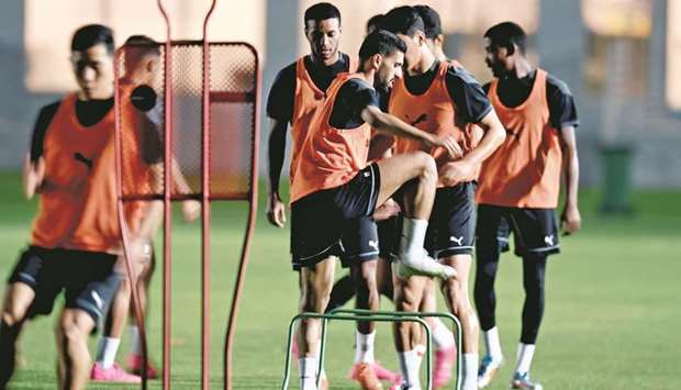Al Sadd players train on Friday on the eve of their Amir Cup semi-finals against Al Arabi. The holders Al Sadd will take on last yearu2019s runner up Al Arabi on May 9, with the second semi between Al Rayyan and Al Duhail to be held the following day.