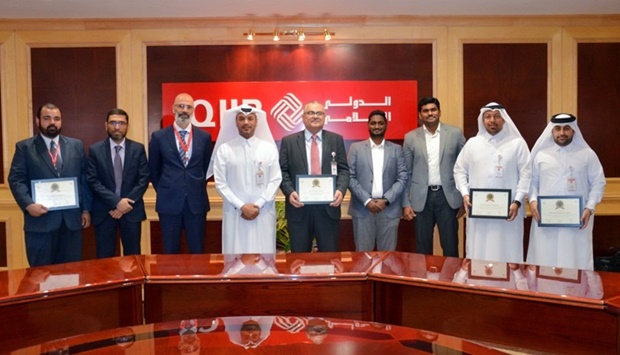 On the occasion of the official launch of SAP SuccessFactors system, QIIB organised a special celebration at the banku2019s headquarters, which was attended by QIIBu2019s senior management executives and representatives of Kaar Technologies.