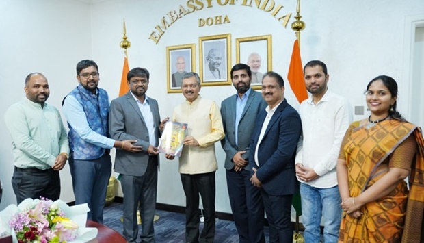 Karnataka Sangha Qataru2019s (KSQ) newly-elected management committee for 2022-23 met Indian ambassador Dr Deepak Mittal at the embassy. 