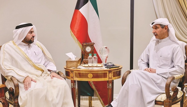 During the meeting in Kuwait, they reviewed bilateral relations and ways to develop them, in addition to discussing the latest developments on Arab, regional and international issues.