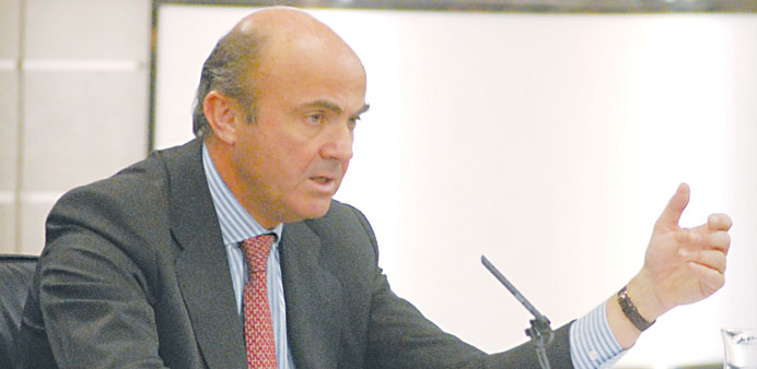 De Guindos: u2018In 2013, the worst quarter will be the first ... and from there the data will improve.u2019
