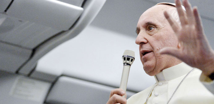 Francis: We must be careful not to administer a vaccine against faith to children of gay couples and divorced parents