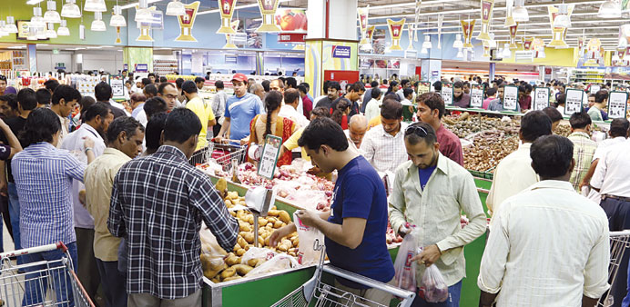 Customers thronging a hypermarket in Doha as shopping for the holy month of Ramadan reached its peak yesterday. PICTURE: Jayaram.