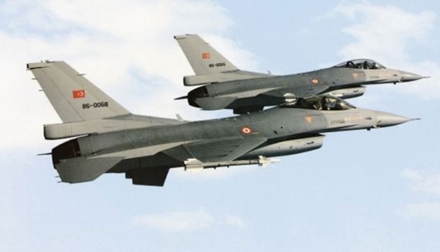 Warplanes struck PKK targets in the provinces of  Diyarbakir, Siirt and Hakkari .