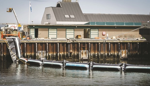 The prototype of The Ocean Cleanup project deployed in Scheveningen yesterday.
