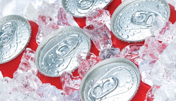Thereu2019s no evidence to suggest a link between regularly drinking diet soda and an increase in blood pressure.