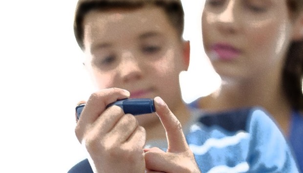 The diabetic child should measure their blood glucose levels when waking up in the morning and at noon, 4pm, before breaking the fast, at 10pm and before Suhour, and when necessary or on feeling symptoms of low or high blood sugar.