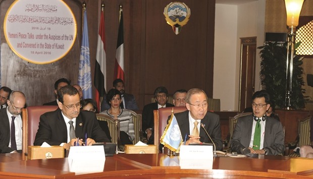 UN special envoy to Yemen, Ismail Ould Cheikh Ahmed (left) and UN Secretary-General Ban Ki-moon (second right) attending a meeting of the Yemeni Peace Talks with Yemeni delegations in Kuwait City yesterday.