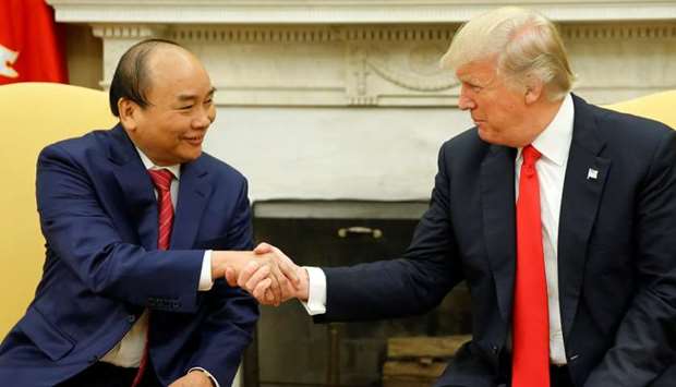 Trump welcomes Vietnam's Prime Minister Nguyen at the White House