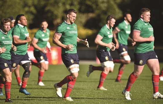 British and Irish Lions captain Sam Warburton (centre) during a training session in Wellington yesterday. (AFP)