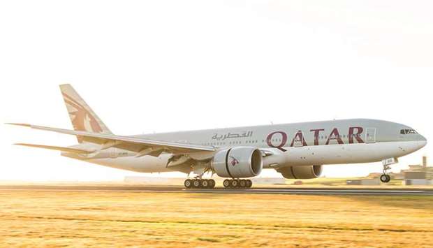 Qatar Airwaysu2019 Boeing 777-200LR, which flies non-stop from Doha to Auckland.