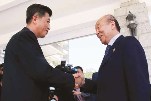 South Koreau2019s chief delegate Park Kyung-seo (right) shaking hands with his North Korean counterpart Pak Yong-il before the inter-Korean Red Cross talks at North Koreau2019s scenic Mount Kumgang resort.