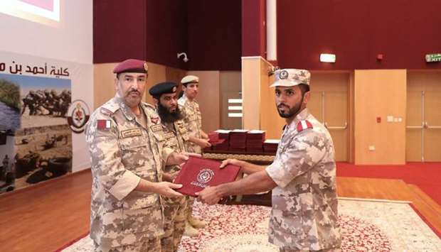 The Qatari armed forces on Thursday celebrated the graduation of the Military Sciences Diploma for the 32nd Officers Course batch at Ahmed bin Mohamed Military College, in the presence of HE the Deputy Chief of Staff for Education and Training at the Qatari Armed Forces, Major General Hamad Ahmed al-Nuaimi. The course was attended by 133 trainees, with all graduating Thursday.