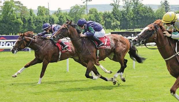 Dylan Browne McMonagle (left) rides Hadman to Irish Stallion Farms EBF Maiden victory at Gowran Park Sunday. (Racingfotos)