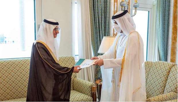 HE the Deputy Prime Minister and Minister of Foreign Affairs Sheikh Mohammed bin Abdulrahman Al-Thani receives the copy of the credentials of the Ambassador of Saudi Arabia Prince Mansour bin Khalid bin Farhan Al-Saud.