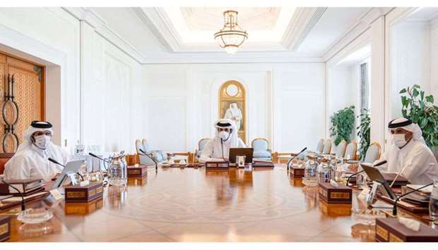 His Highness the Amir Sheikh Tamim bin Hamad Al-Thani chairs the meeting of the Supreme Council for Economic Affairs and Investment