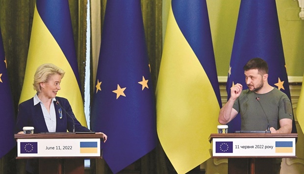 Ukrainian President Volodymyr Zelensky (right) and European Commission President Ursula von der Leyen make statements following their talks in Kyiv yesterday. (AFP)