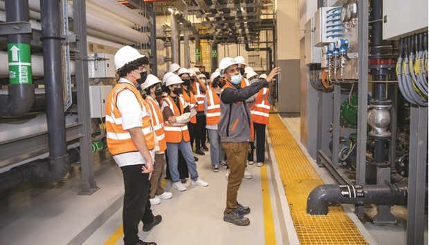 The students also visited the Qatar Cool plant.