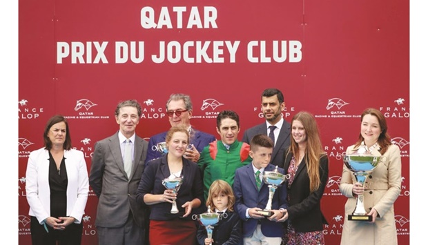 Hamad bin Abdulrahman al-Attiya, Vice Chairman of QREC and Chairman of the Asian Racing Federation, presented the trophies to the winners.