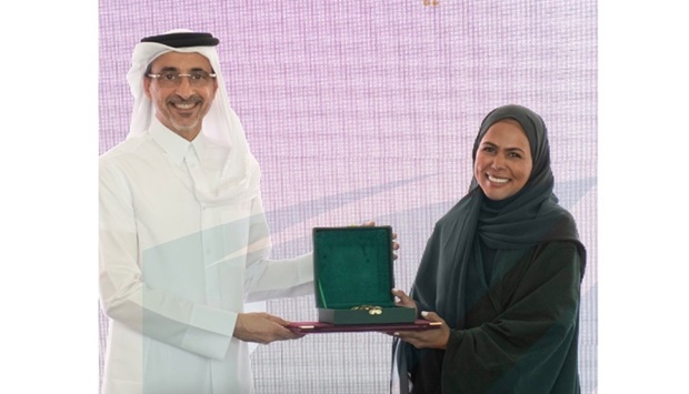 HE Salah bin Ghanim bin Nasser al-Ali, Minister of Sport and Youth, has honoured Qatari mountaineer Sheikha Asma bint al-Thani with the 'GCC Excellence Decoration' in recognition of her positive contributions to youth work.