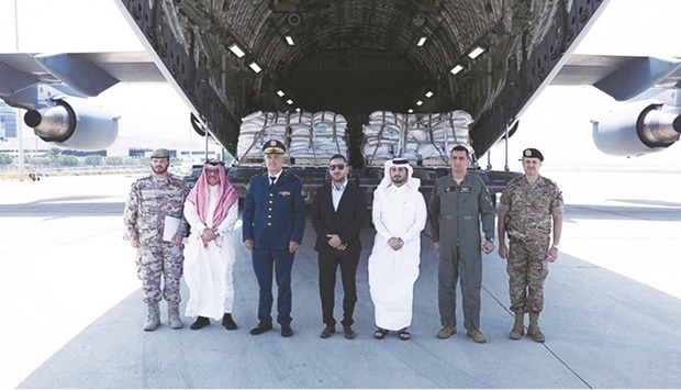 A plane from the Amiri Air Force of the Qatari Armed Forces loaded with 70 tonnes of food, representing a new shipment of food aid provided by Qatar to the army in Lebanon, has arrived at Rafic Hariri International Airport.