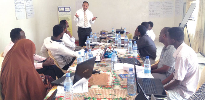 Master trainer Adnan Qatinah conducting a session for youth-focused NGOs working in Somaliland.