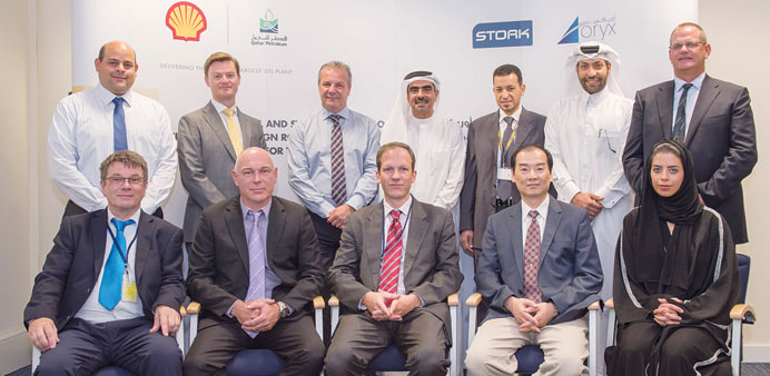 Qatar Shell and Stork Oryx JV executives following the contract award ceremony.