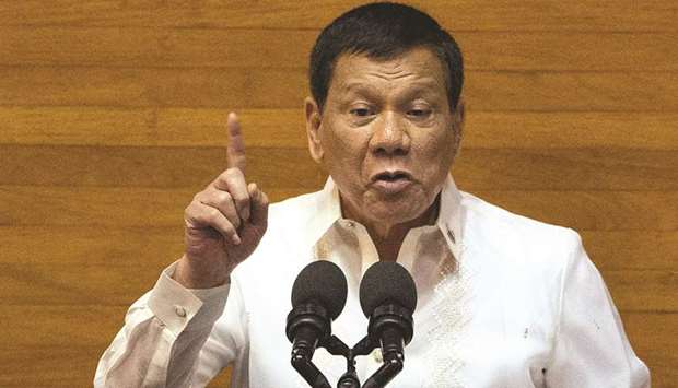 Duterte: defends soldiers and police