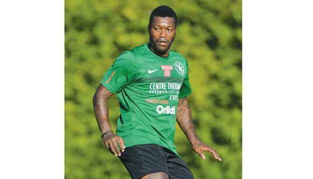 Djibril Cisse during training with the Swiss third Division club Yverdon Sport FC in Yverdon-les-Bains, Switzerland, yesterday. (AFP)