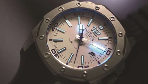 Models from the DAVOSA Titanium Automatic collection.