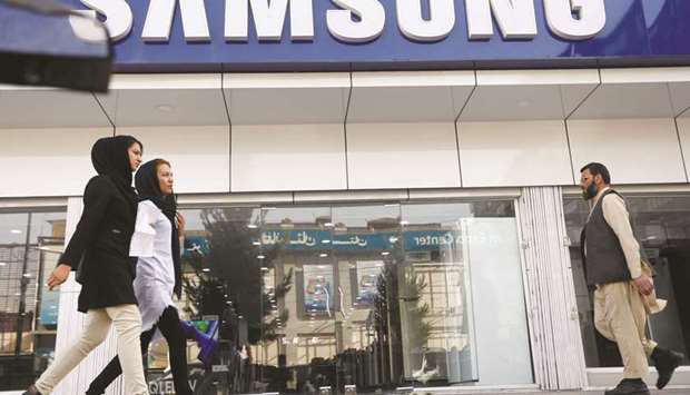 Samsung Electronics operating profit is expected to come to 14.8tn won ($13.2bn) for the April-June period, higher than the 14.07tn won in the same period in 2017, but down from the record 15.64tn won of the previous quarter.
