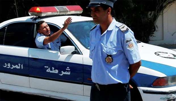 6 Tunisian police killed in ambush