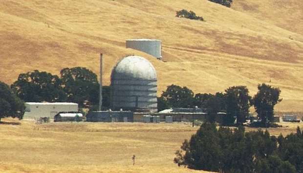 The intruders jumped a security perimeter fence at the Vallecitos reactor in Alameda County on Wednesday afternoon